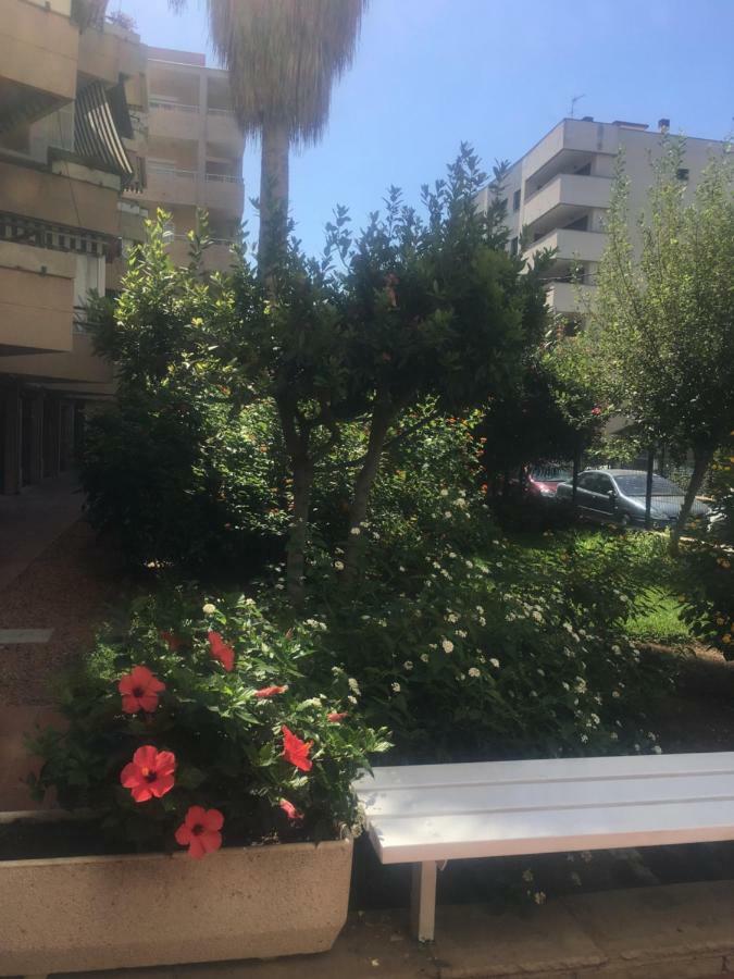 Colom Vacaciones Felices Apartment Salou Bagian luar foto